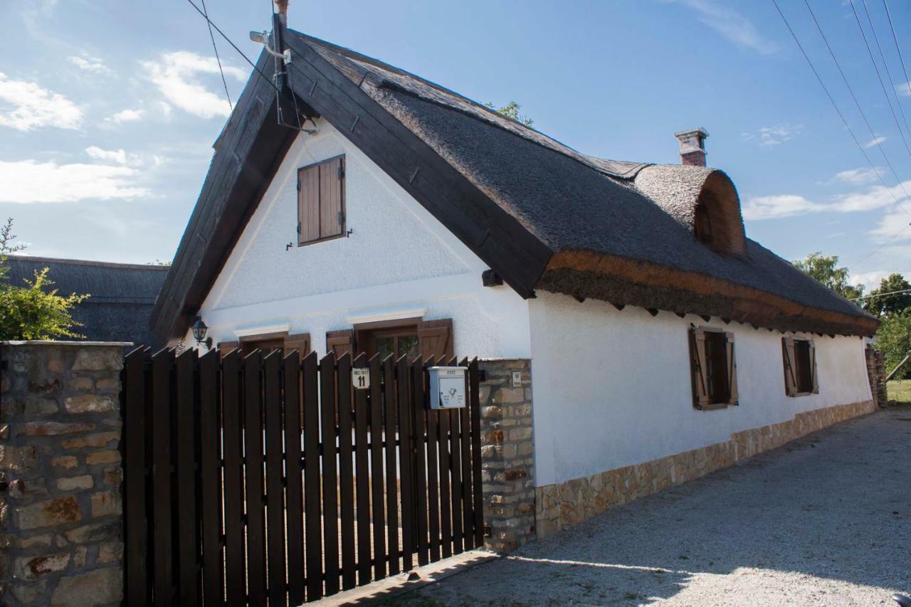 Sweet Cottage Vendégház Gyenesdiás Buitenkant foto